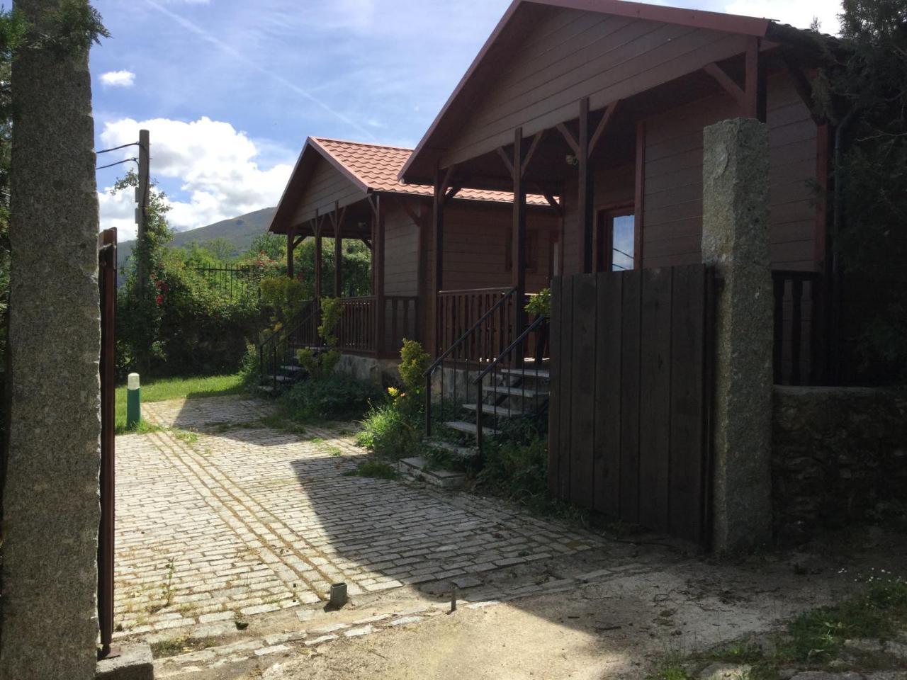 Casitas Cinco Castanos Hotell Candelario Exteriör bild